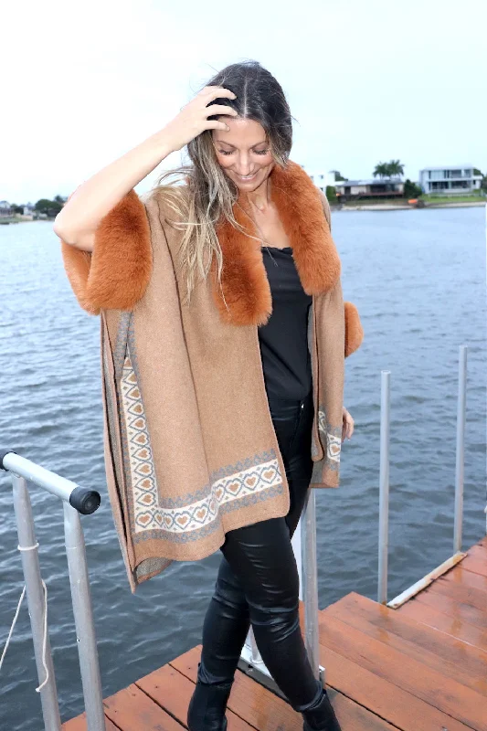 women's tops that offer a perfect blend of style, comfort, and affordabilityValle Nevado Luxe Faux Fur Coat in Caramel