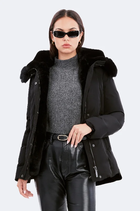 women's coats for those who appreciate timeless fashionLUKA