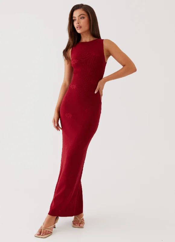 Scoop-Neck DressHolly Knit Maxi Dress - Red