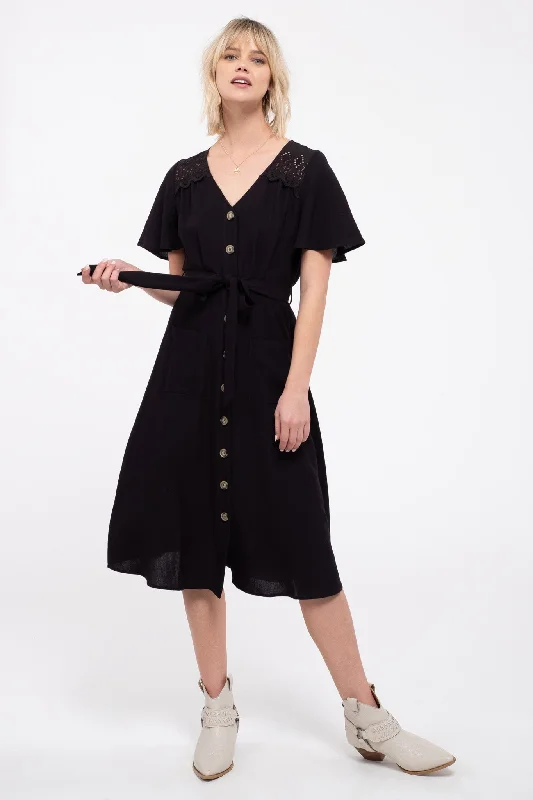 women's apple-shaped body dressesAdeline Midi Dress