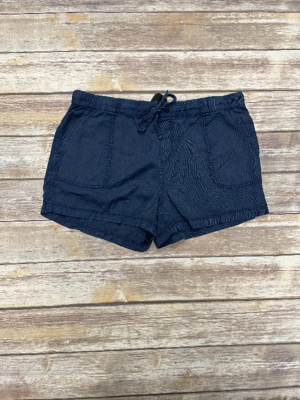 women's knee-length shortsShorts By Gap  Size: 12