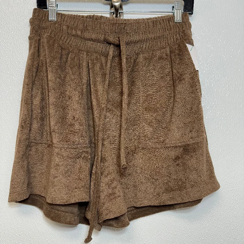 women's leather shortsShorts By Clothes Mentor  Size: L