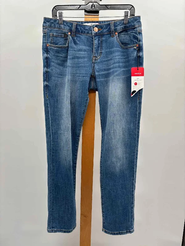 women's everyday pantsCABI Women's Size 6 Blue Solid Jeans