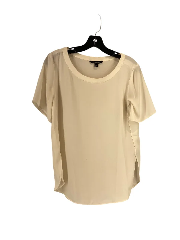 women's tops for those who want to add a pop of color to their outfitsTop Short Sleeve By Banana Republic In Cream, Size: Xs