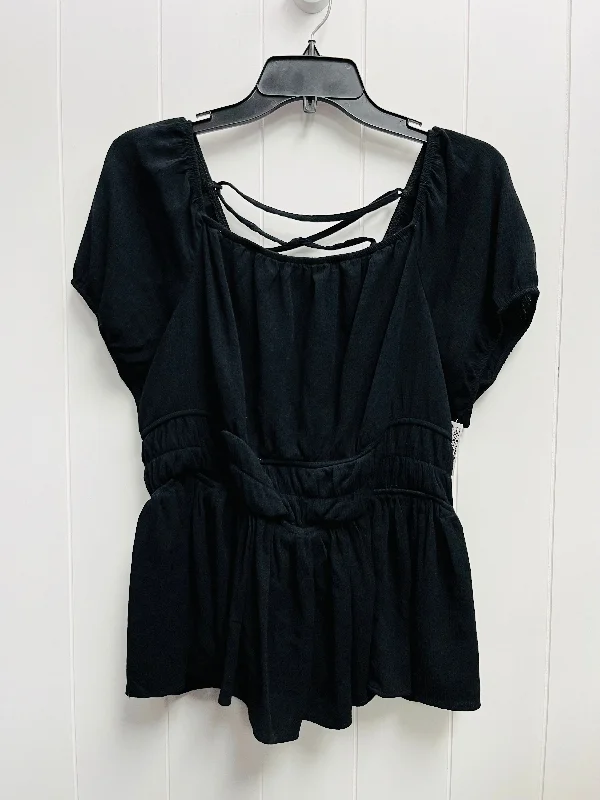 women's tops for those who want to wear versatile pieces that can be dressed up or downTop Short Sleeve By Torrid In Black, Size: Xl