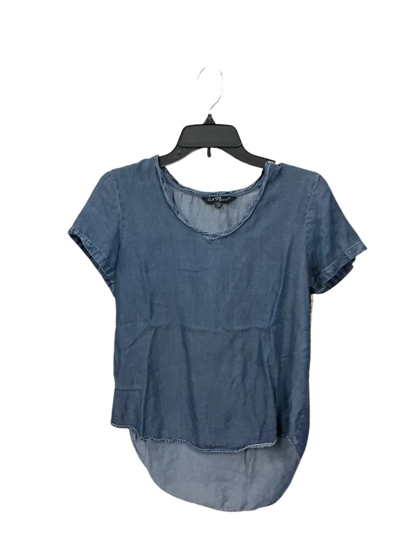 women's tops for those who want to create outfits that are both unique and memorableTop Short Sleeve By Velvet Heart In Blue, Size: Xs